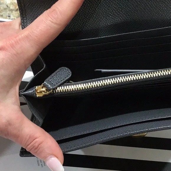 New Salvatore Ferragamo Leather Wallet Stromboli Sand - Picture 5 of 13